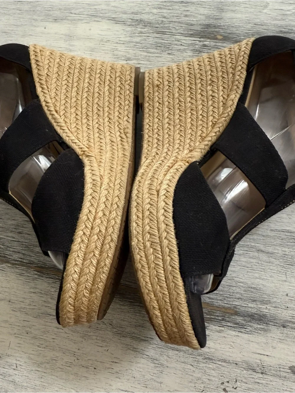 MICHAEL Michael Kors Black Platform Wedge Sandals Gold Zipper Detail size 9M